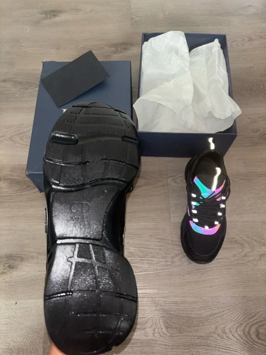 Dior shoes - Picture 5 of 11